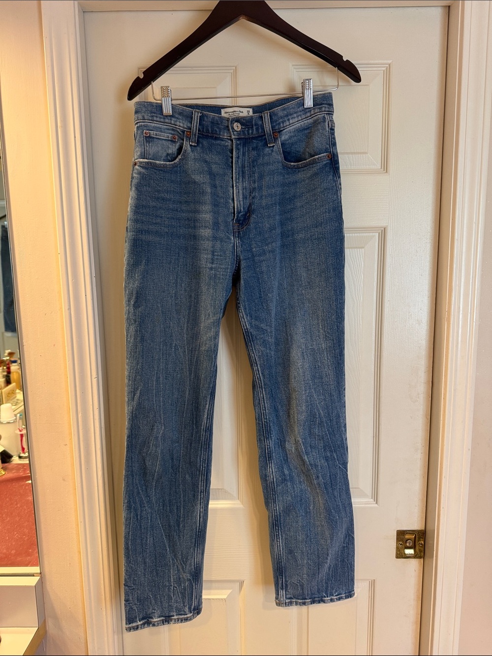 Abercrombie Ankle Straight Ultra High Rise Size 6Long